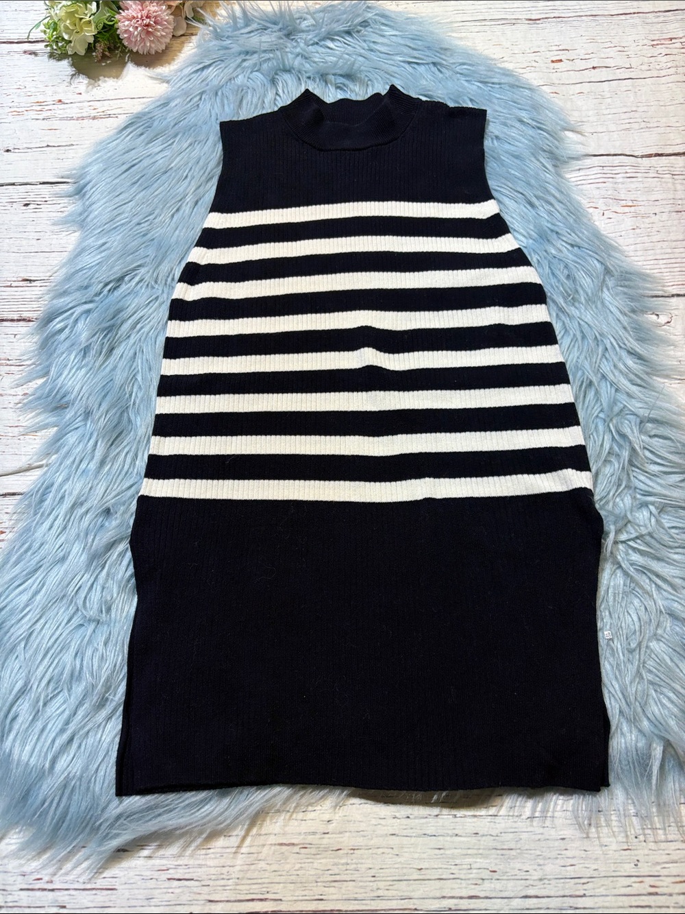 Everlane Navy Ribbed Mockneck Sleeveless Sweater Top sz M